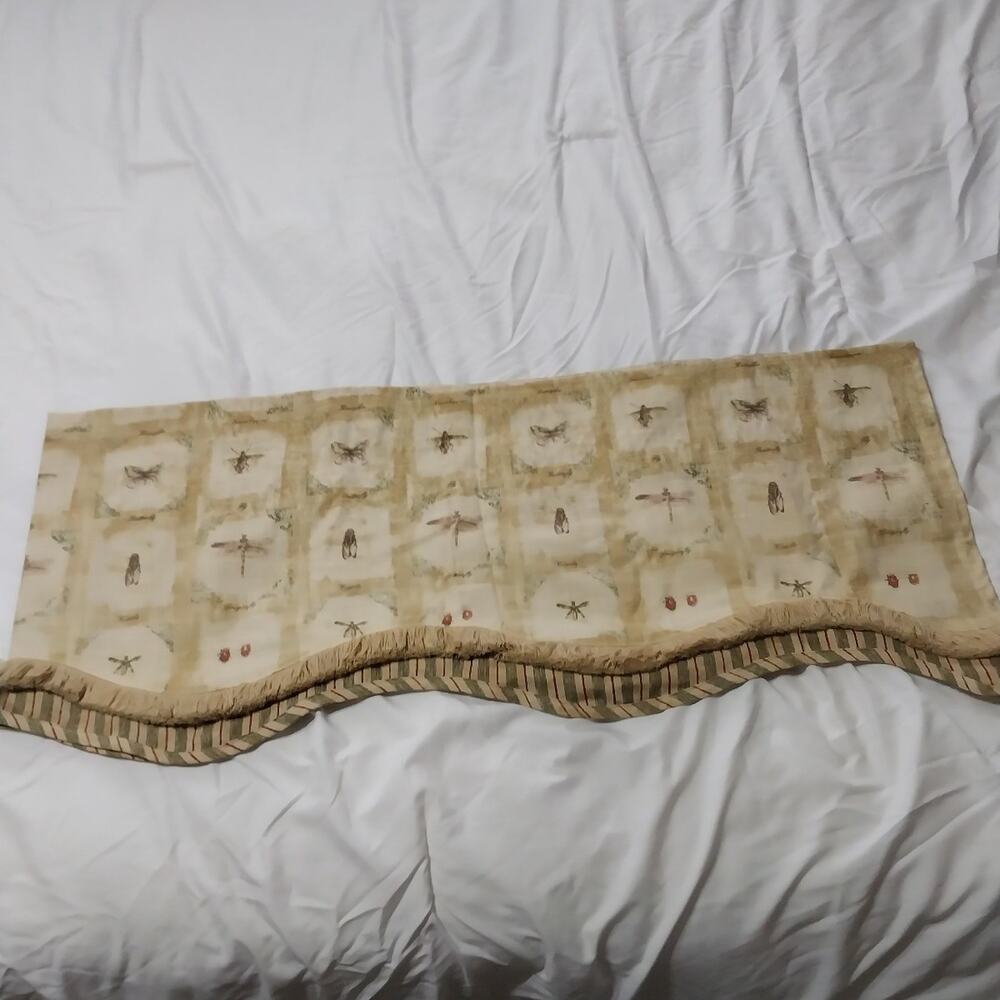Vintage Waverley Valance
